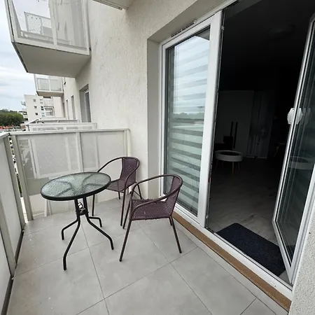 Apartament Urocza I Nowoczesna Kawalerka - W Pobliżu Centrum