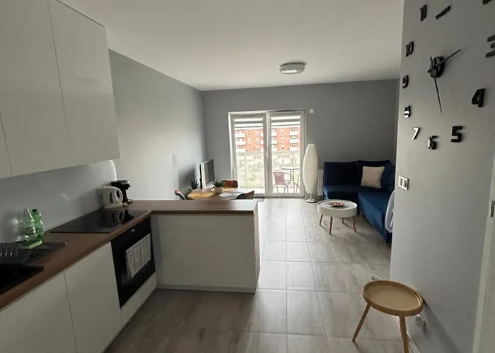 Apartment Urocza I Nowoczesna Kawalerka - W Poblizu Centrum *